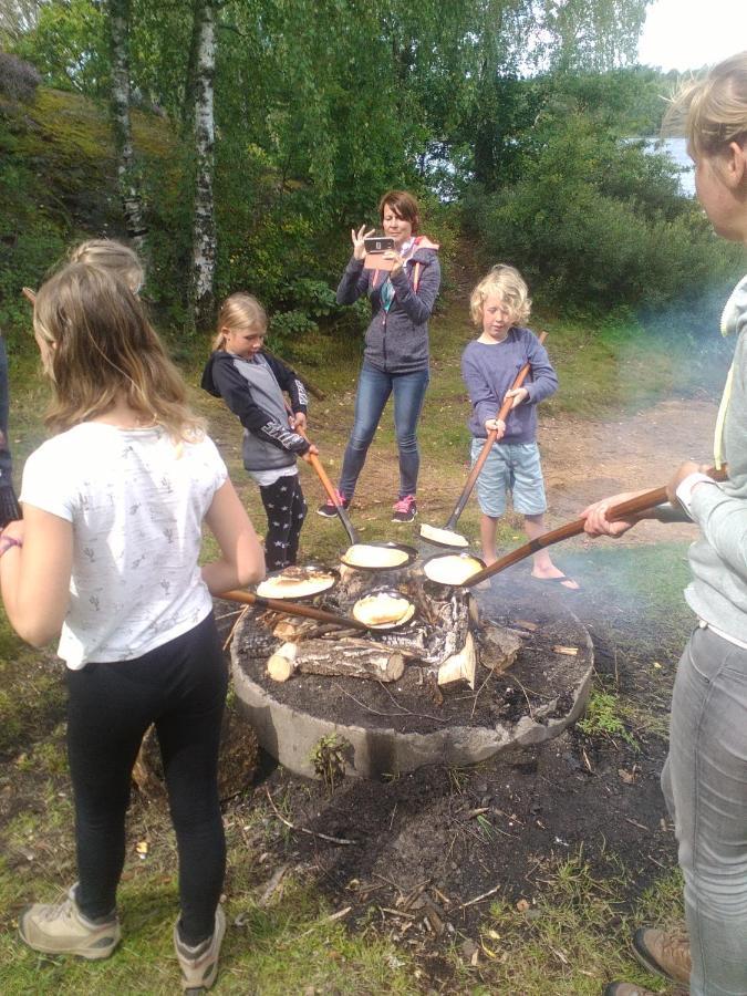 Stensjoe Camping Hotell Vastra Stensjo Eksteriør bilde